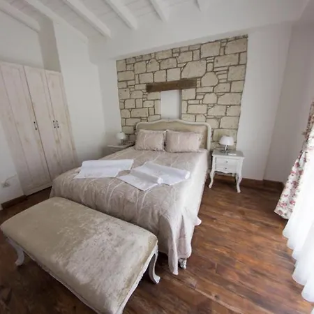 Bed & Breakfast King Alaçatı